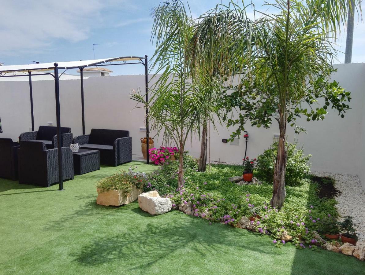 Il Grillo Parlante Bed & Breakfast Surbo Bagian luar foto
