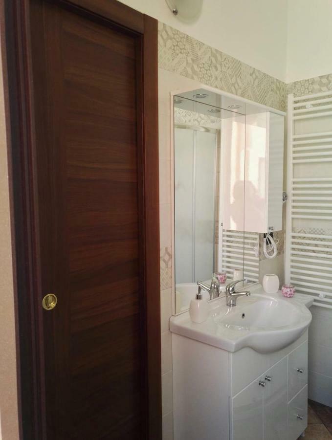 Il Grillo Parlante Bed & Breakfast Surbo Bagian luar foto